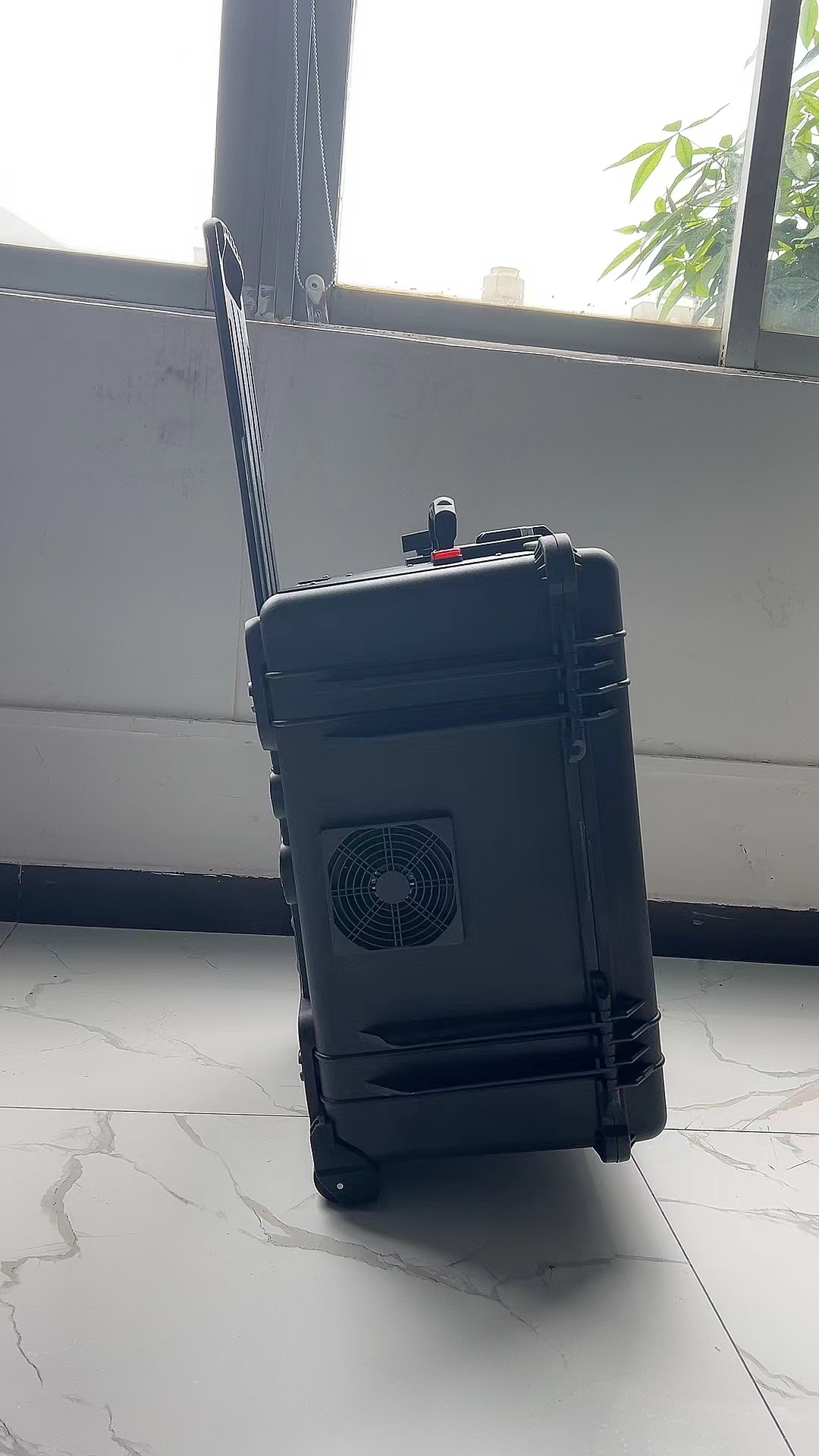 金门手拉箱型移动通信干扰器